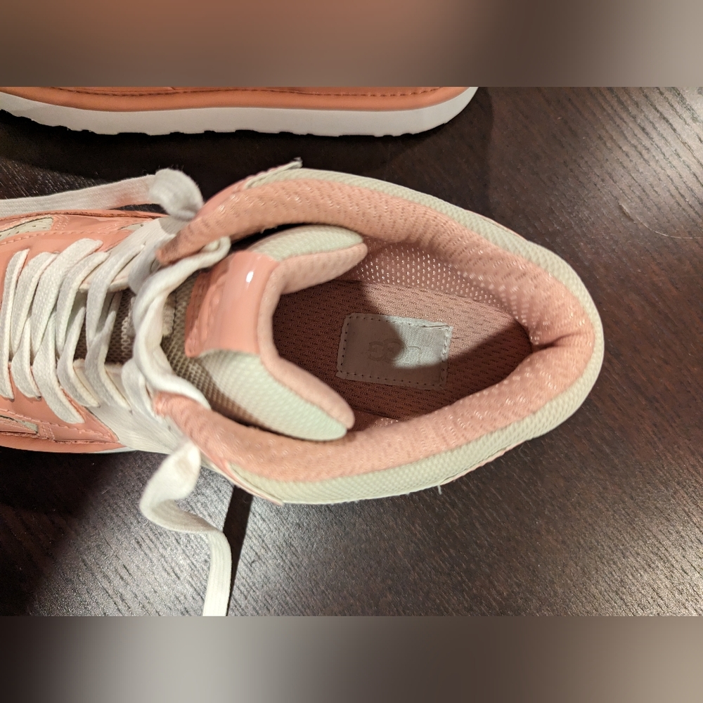 UGG Highland Sneaker In Pink s:9 - Picture 7 of 12